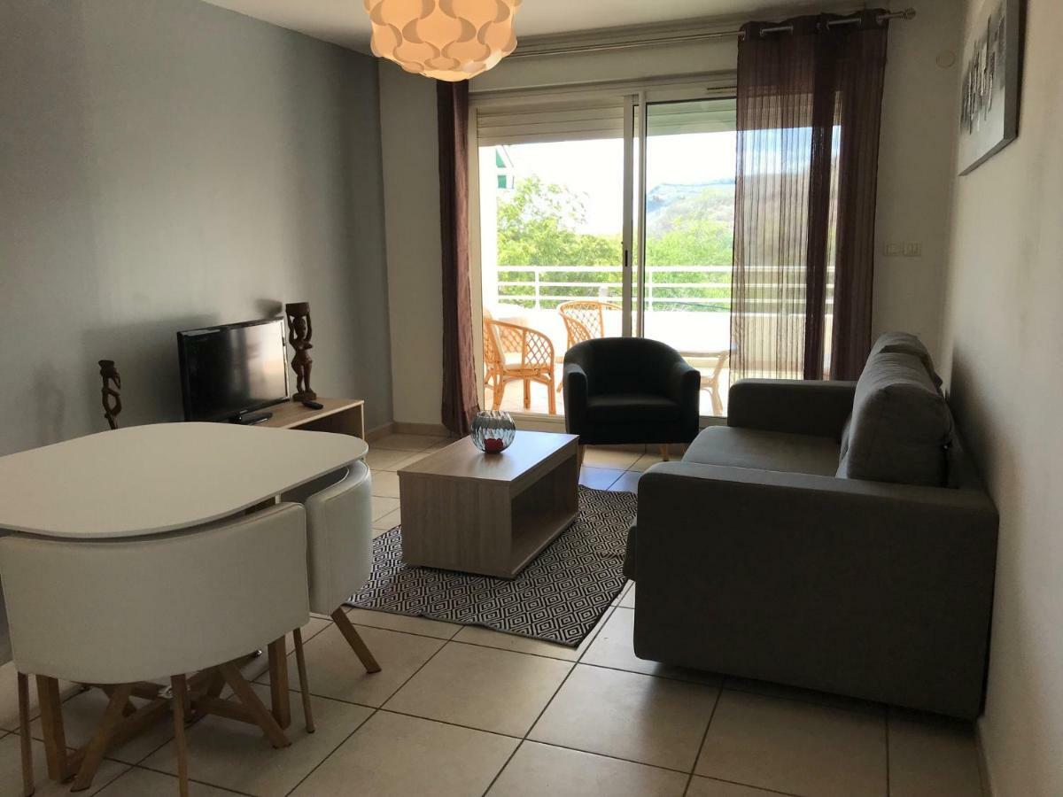 Meuble Homard Avec Jacuzzi Et Vue Mer Saint-Gilles Les Bains Exterior photo